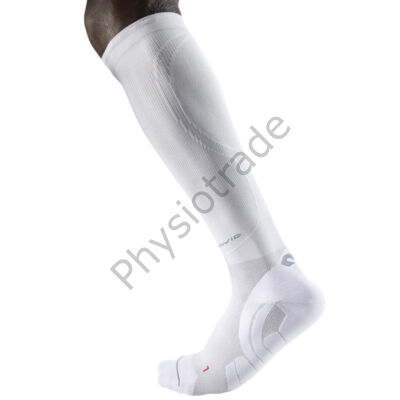 McDavid ELITE kompressziós zokni csapatsporthoz fehér