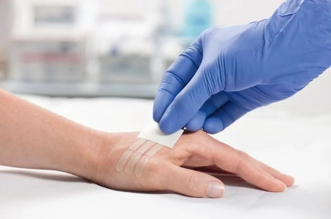 Omnistrip sebzáró csík (6x38mm, 6 csík x 1 lap)